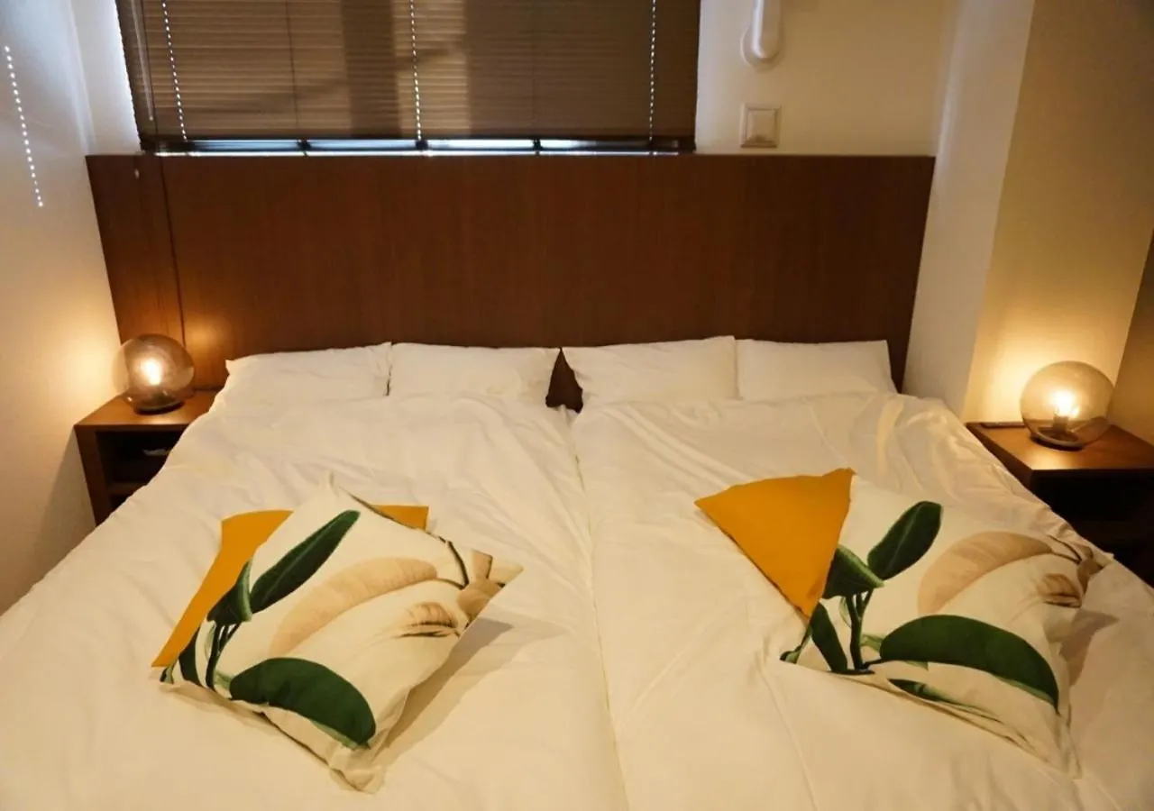 Hitonowa新大阪 Appartement  Osaka